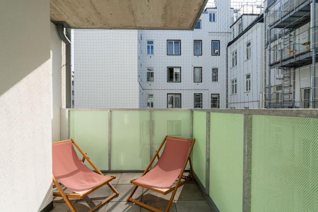 Sunny 1br With Balcony By Hm Appartamento